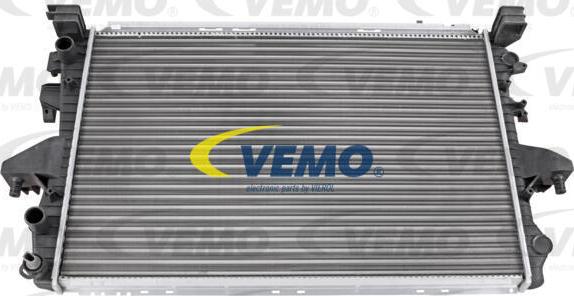 Vemo V10-60-0028 - Radiatore, Raffreddamento motore autozon.pro