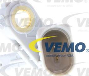 Vemo V10-72-1071 - Sensore, N° giri ruota autozon.pro