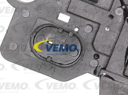 Vemo V10-77-1048 - Regolatore alternatore autozon.pro