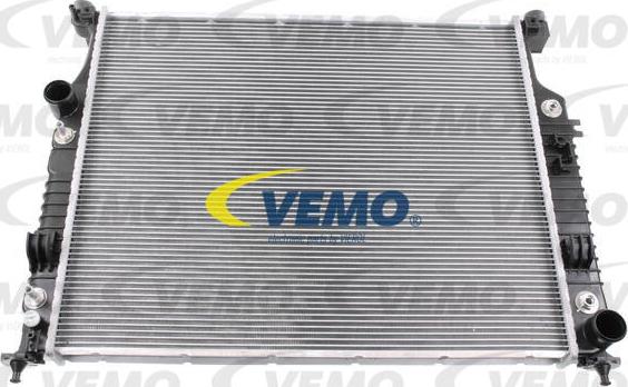 Vemo V30-60-0002 - Radiatore, Raffreddamento motore autozon.pro