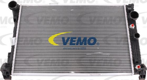 Vemo V30-60-1270 - Radiatore, Raffreddamento motore autozon.pro