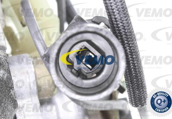 Vemo V24-15-0028 - Compressore, Climatizzatore autozon.pro