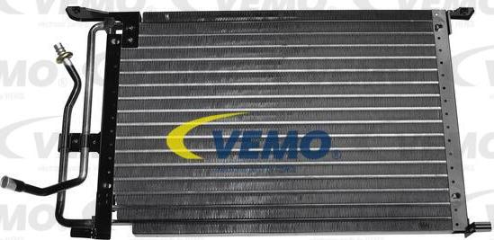 Vemo V25-62-0006 - Condensatore, Climatizzatore autozon.pro