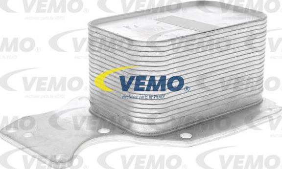 Vemo V20-60-0055 - Radiatore olio, Olio motore autozon.pro