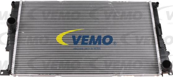 Vemo V20-60-0067 - Radiatore, Raffreddamento motore autozon.pro