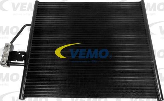 Vemo V20-62-1010 - Condensatore, Climatizzatore autozon.pro