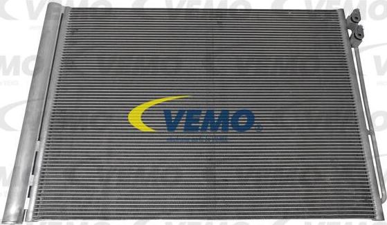 Vemo V20-62-1027 - Condensatore, Climatizzatore autozon.pro